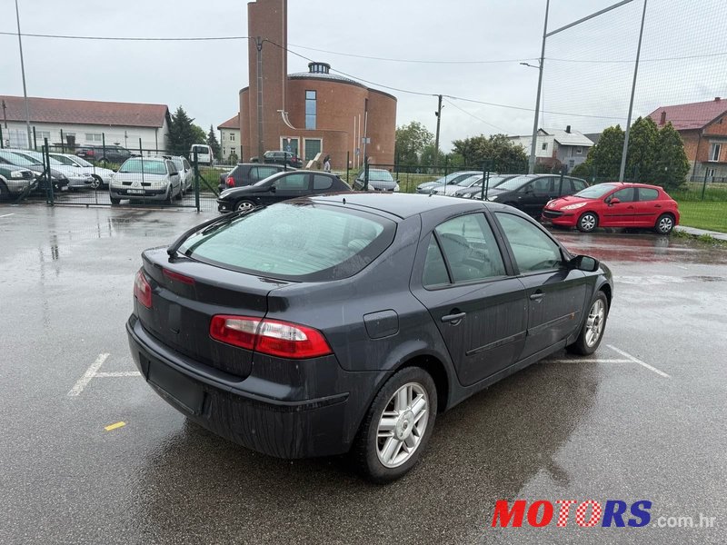 2004' Renault Laguna 1,8 16V photo #2