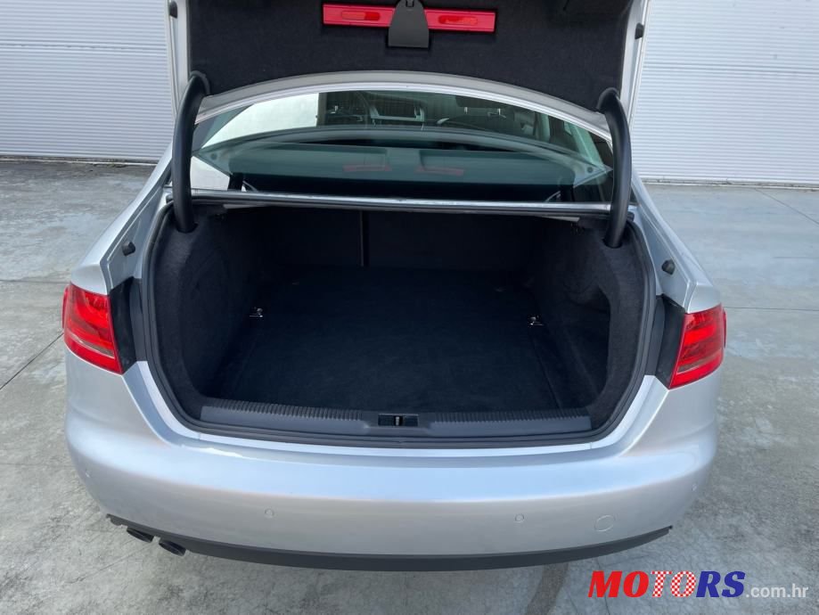 2010' Audi A4 2,0 Tdi photo #6