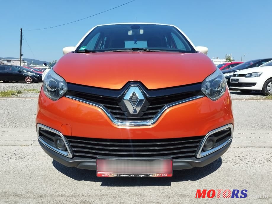 2013' Renault Captur Dci 90 photo #2