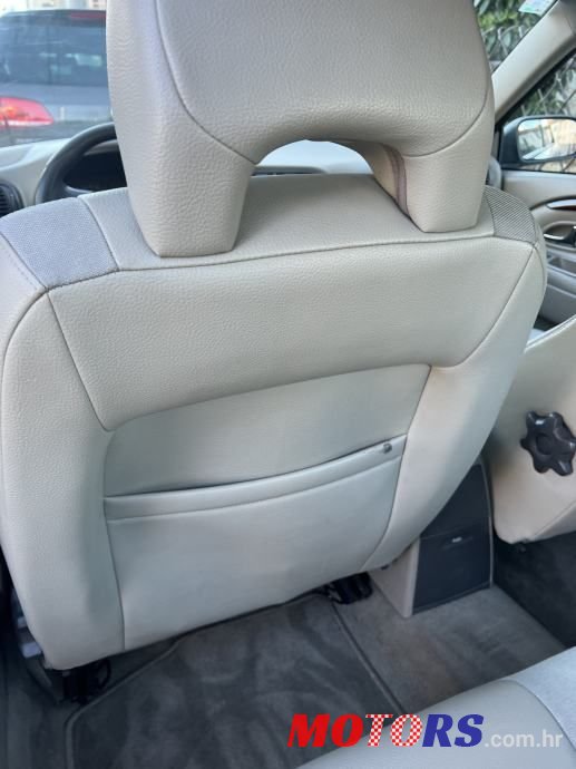 2003' Volvo S40 2,0 photo #2