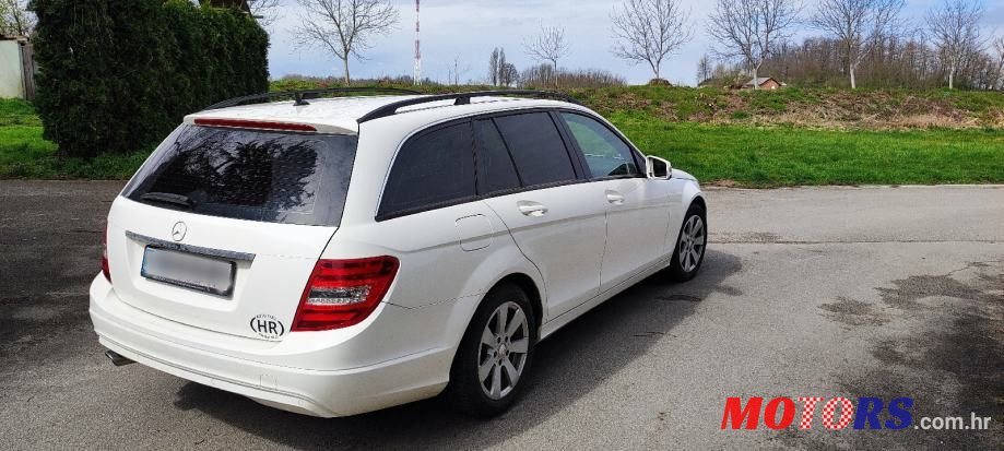 2013' Mercedes-Benz C-Klasa 220 Cdi T photo #4