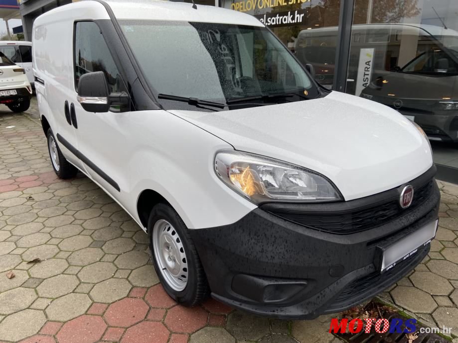 2018' Fiat Doblo Van L1H1 photo #2