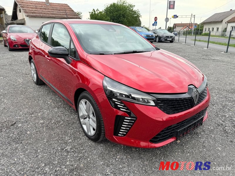 2024' Renault Clio Tce photo #1
