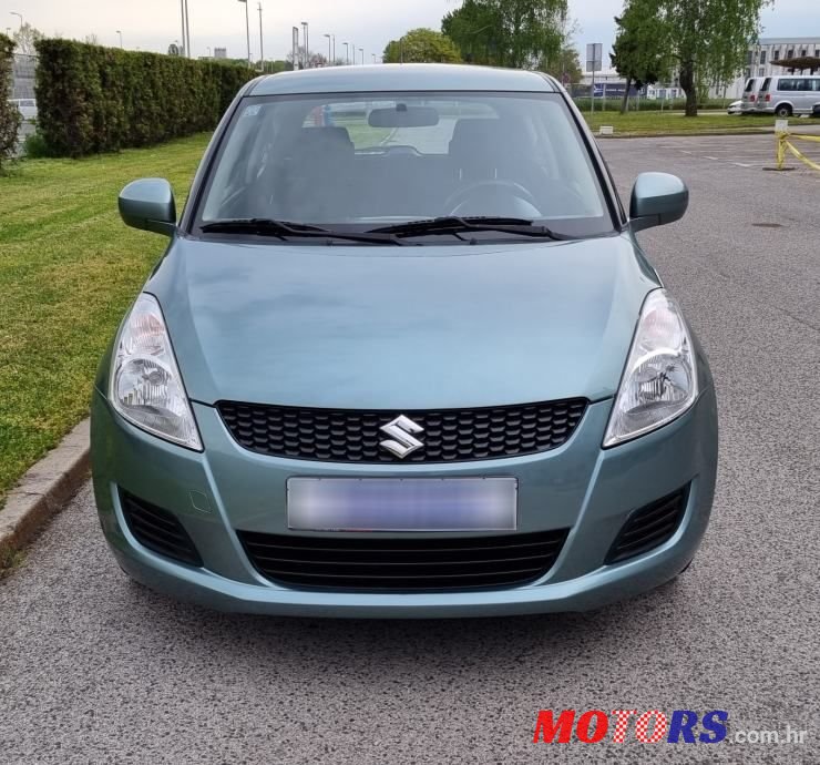 2010' Suzuki Swift 1,2 Glx Ac photo #3