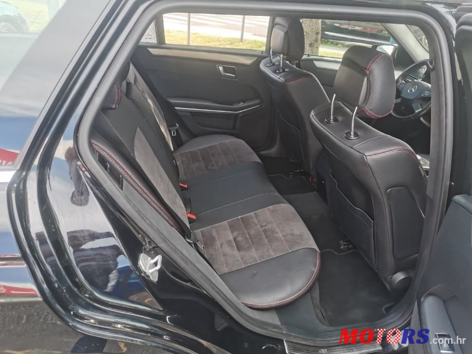 2012' Mercedes-Benz E-Klasa 220 Cdi T photo #5