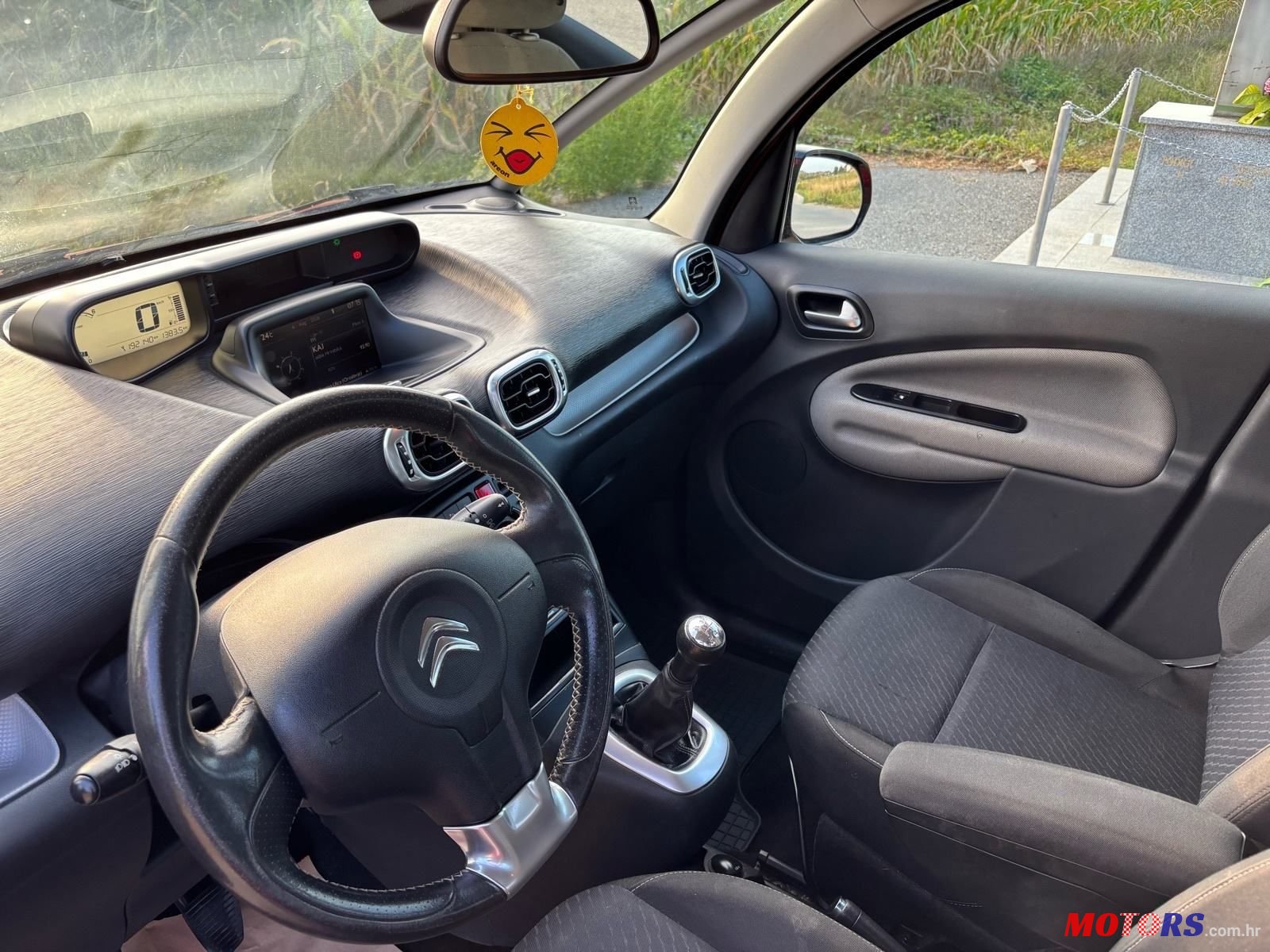 2018' Citroen C3 Aircross 1,6 Bluehdi photo #6