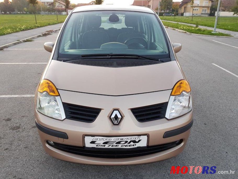 2005' Renault Modus 1,5 Dci photo #1