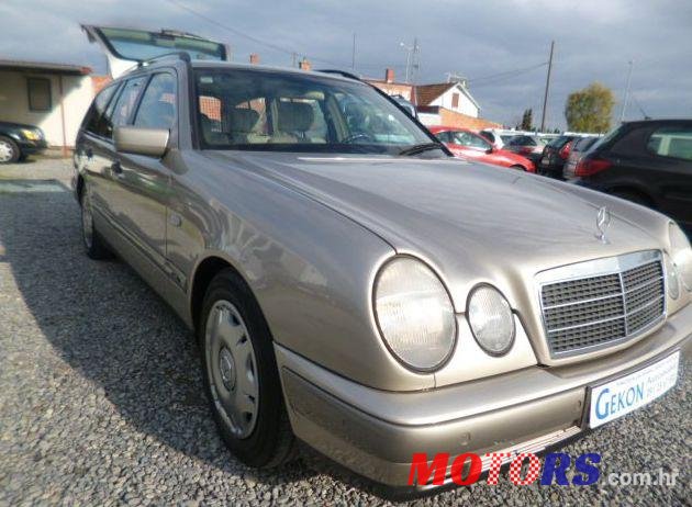 1998' Mercedes-Benz E-Klasa 300 T Td photo #1