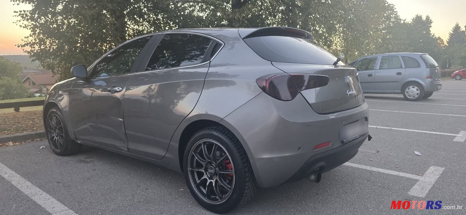2011' Alfa Romeo Giulietta 1,6 D. N. A photo #2