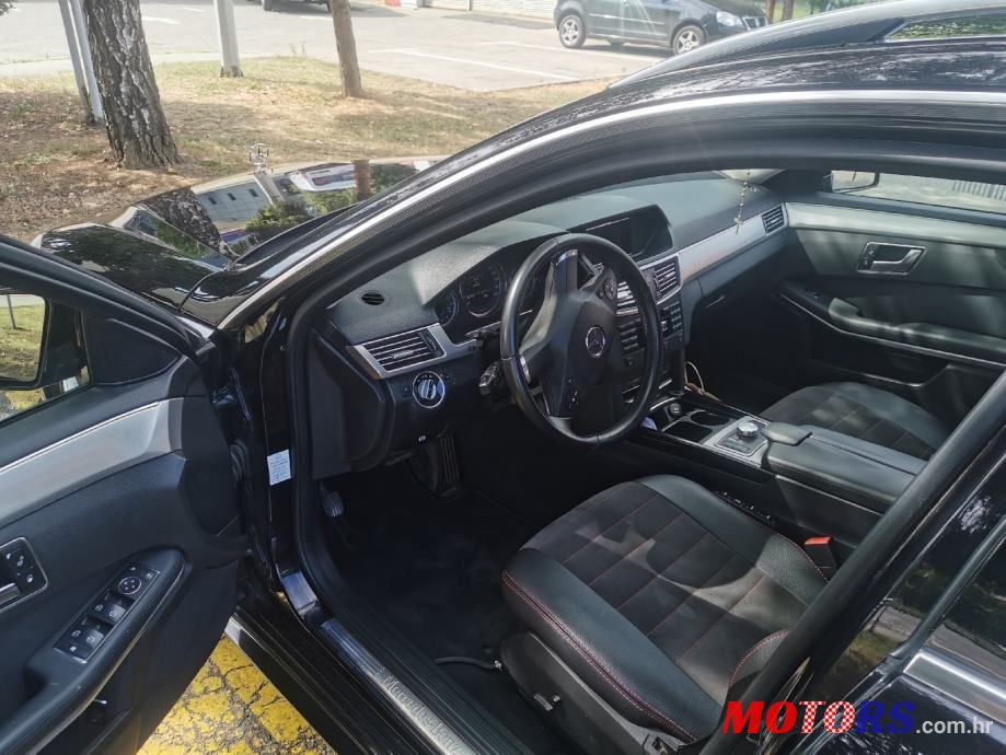 2012' Mercedes-Benz E-Klasa 220 Cdi T photo #3