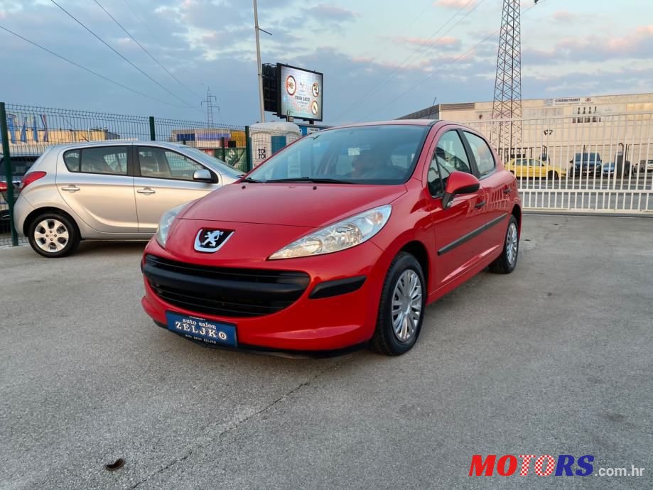 2007' Peugeot 207 1,4 photo #1