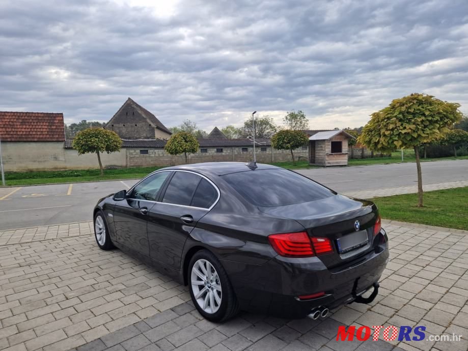 2015' BMW Serija 5 520D photo #5
