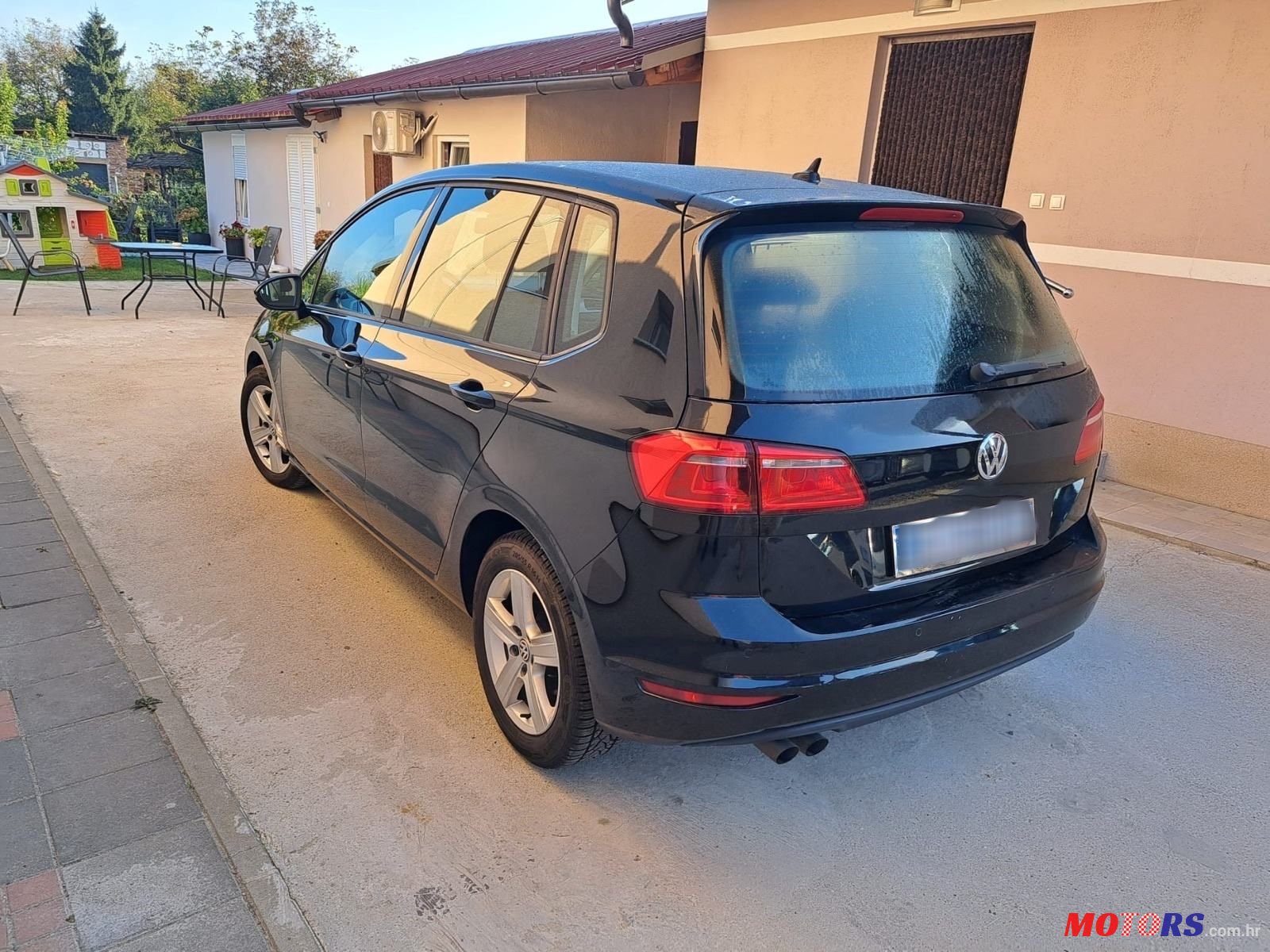 2014' Volkswagen Golf Sportsvan photo #3