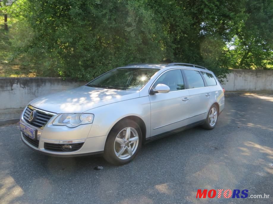 2010' Volkswagen Passat Variant photo #1