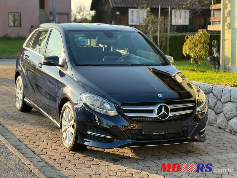 2018' Mercedes-Benz B-Klasa 180 photo #1