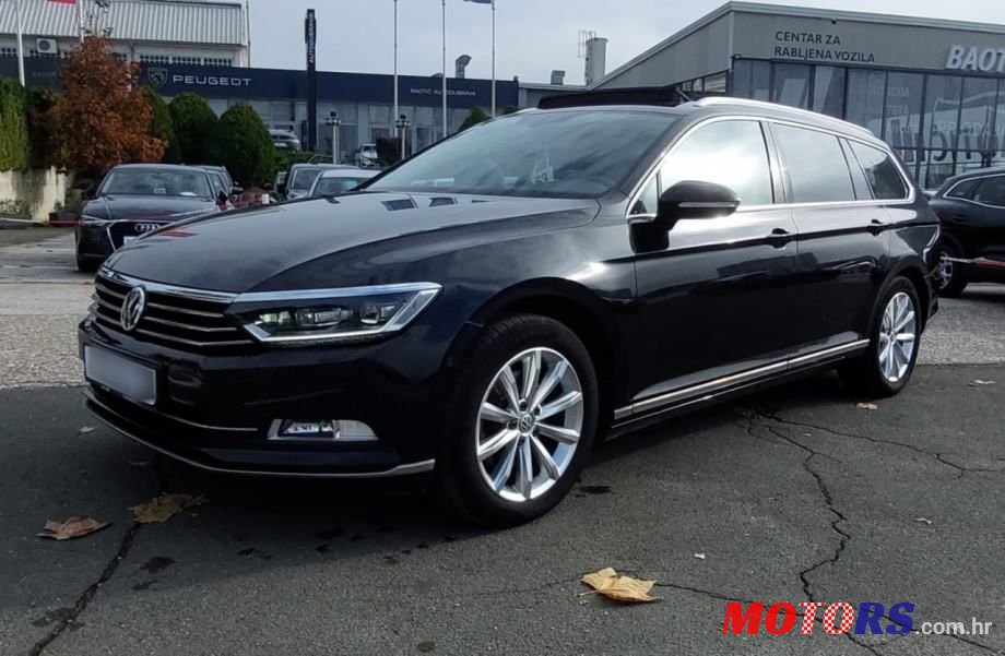 2018' Volkswagen Passat Variant photo #1