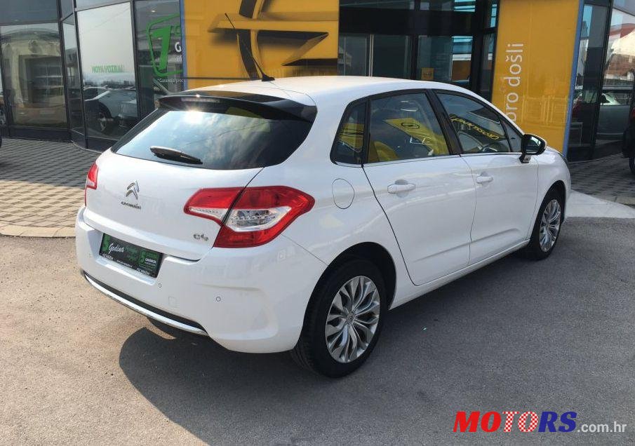 2013' Citroen C4 1,6 Hdi photo #2