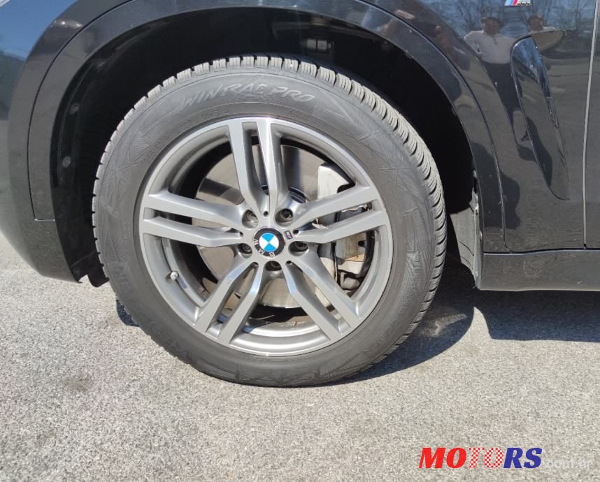 2015' BMW X6 M50D photo #4