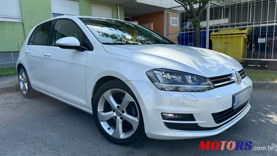 2013' Volkswagen Golf VII 2,0 Tdi Bmt photo #1