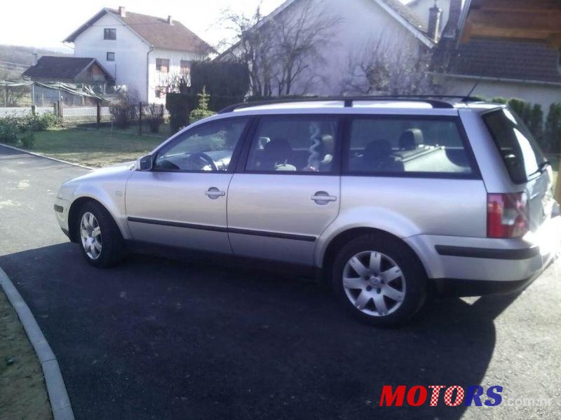 2002' Volkswagen Passat Variant 1,9 Tdi photo #2