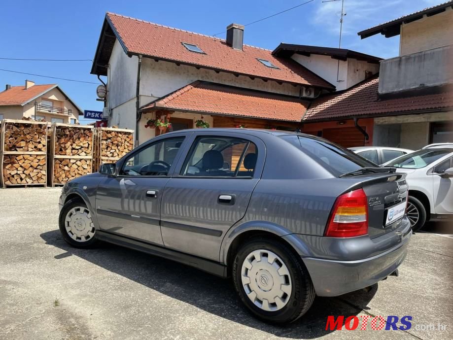 2006' Opel Astra 1,7 Cdti photo #5