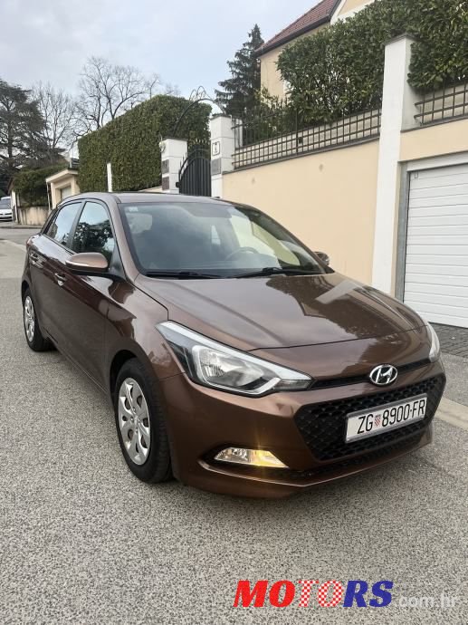 2016' Hyundai i20 1,4 Crdi photo #3