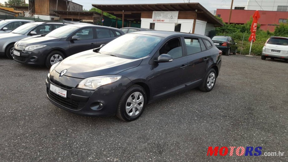 2009' Renault Megane photo #1