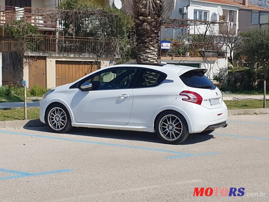 2013' Peugeot 208 1,6 Thp Gti photo #1