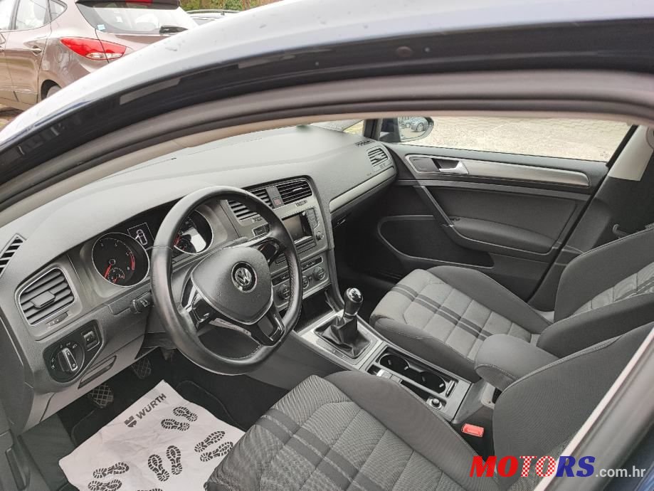 2013' Volkswagen Golf 7 photo #5