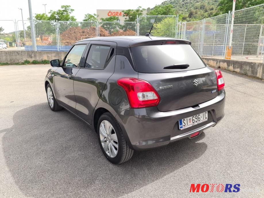 2020' Suzuki Swift 1,2 photo #1