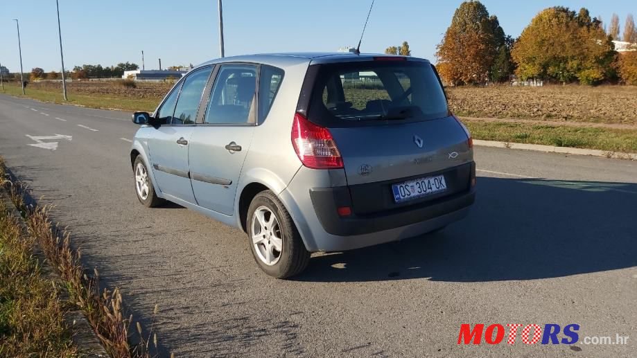 2004' Renault Megane Scenic photo #2