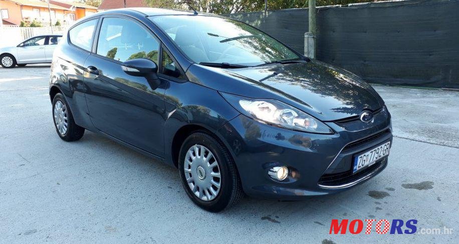 2010' Ford Fiesta 1,6 photo #1