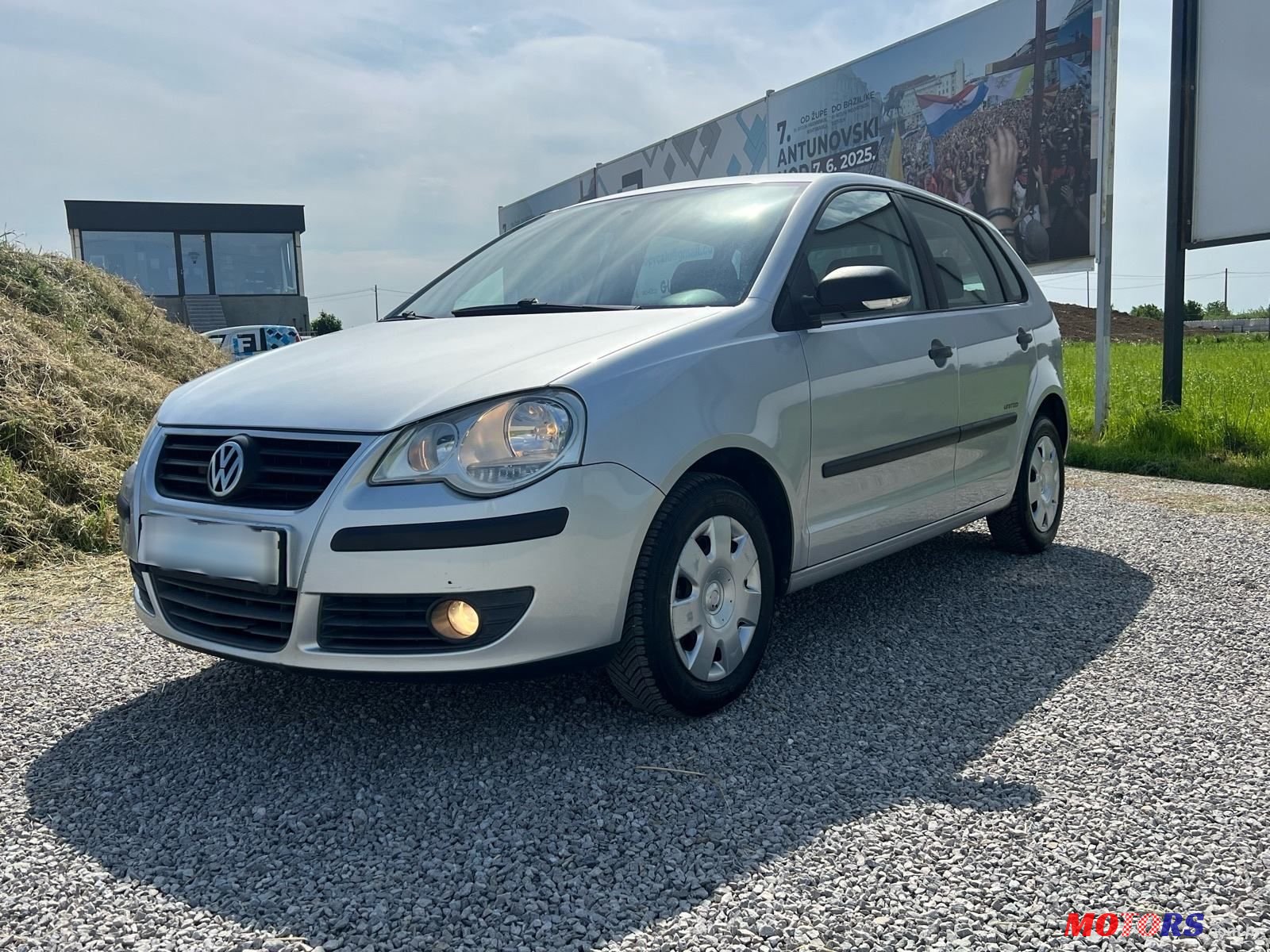 2009' Volkswagen Polo 1.2 photo #2