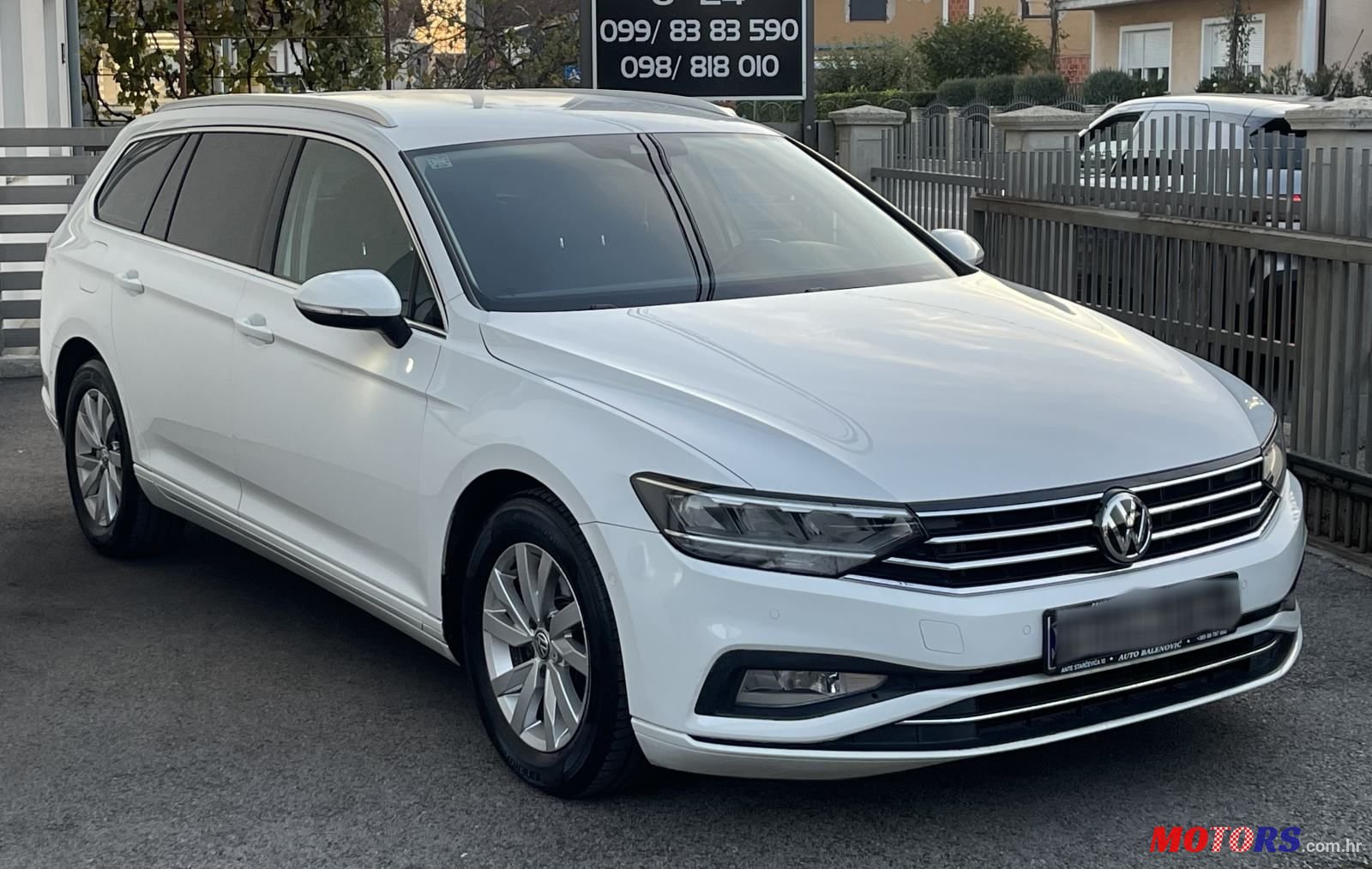 2019' Volkswagen Passat Variant photo #3