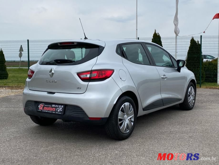 2016' Renault Clio Dci photo #2