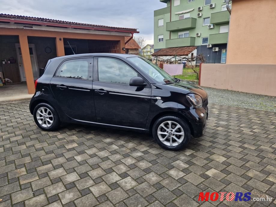 2018' Smart Forfour photo #6