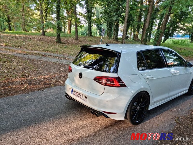 2016' Volkswagen Golf 7 Golf R photo #5