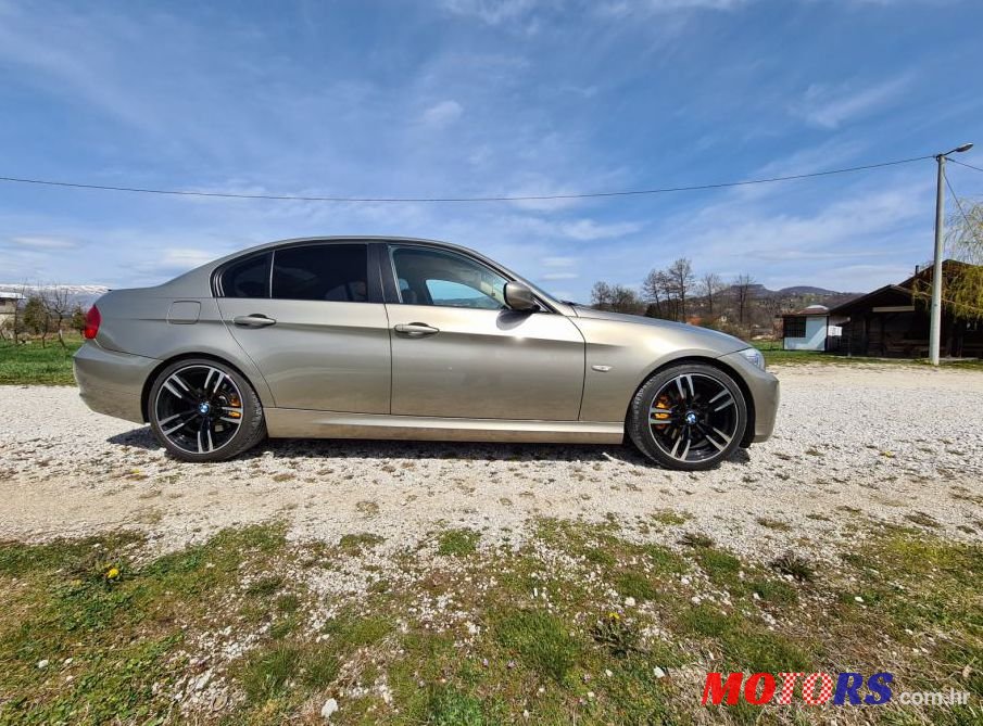 2010' BMW Serija 3 320D photo #1