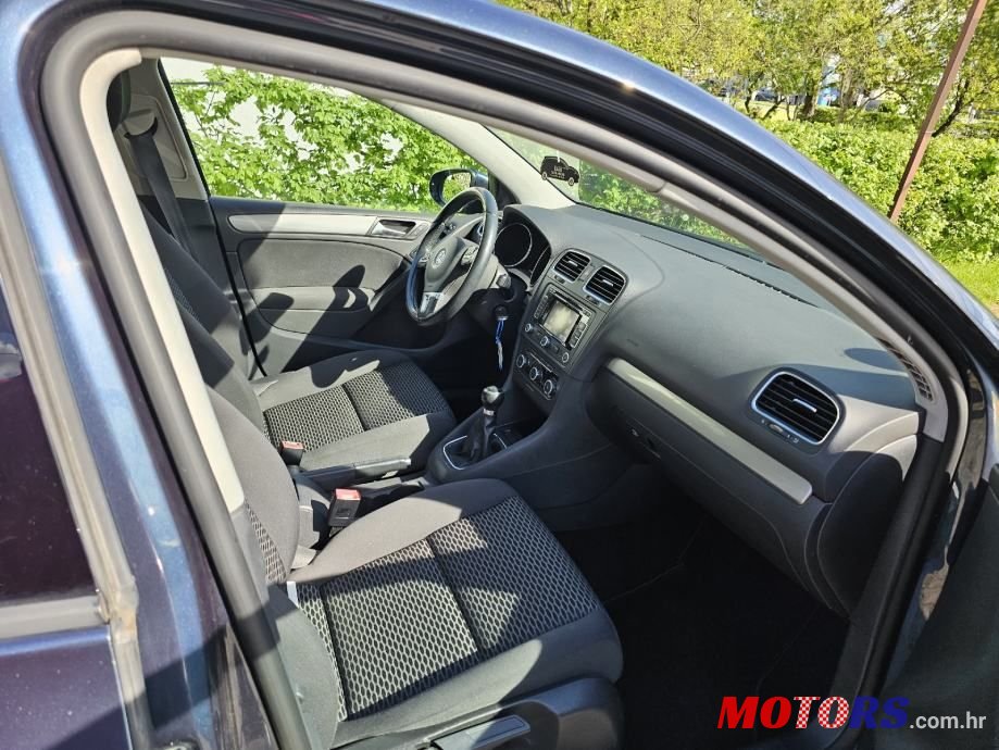 2010' Volkswagen Golf 6 1,6 Tdi photo #6
