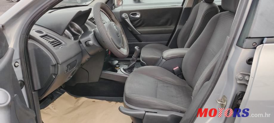 2005' Renault Megane 1,5 Dci photo #3