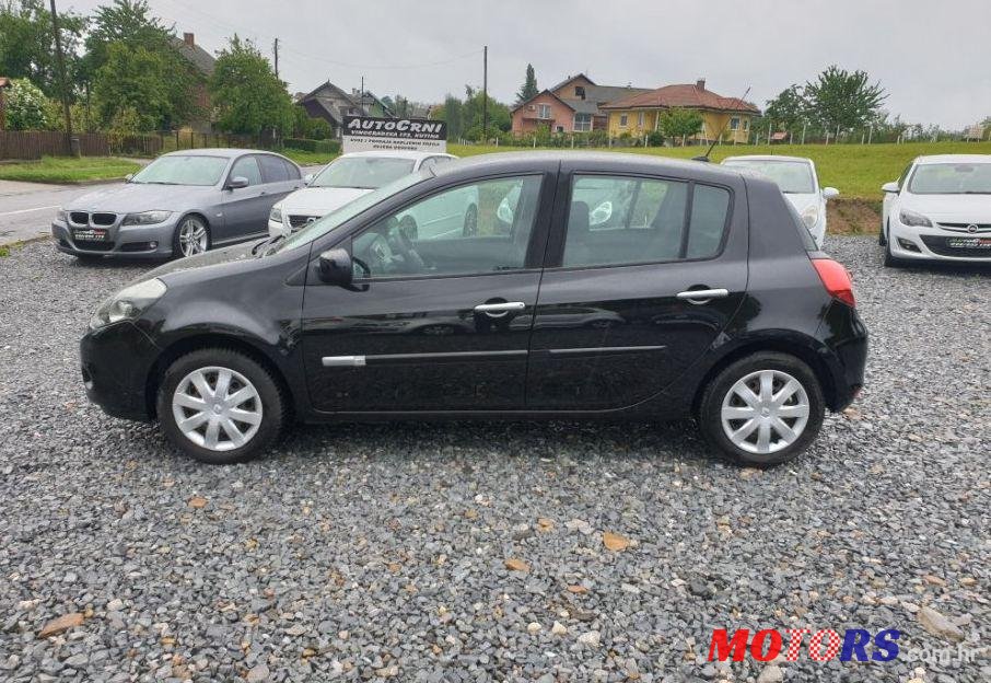 2010' Renault Clio 1,5 Dci photo #1
