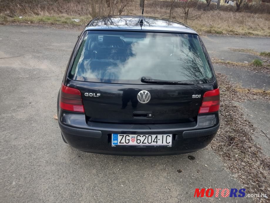 2001' Volkswagen Golf 4 1,9 Sdi photo #4