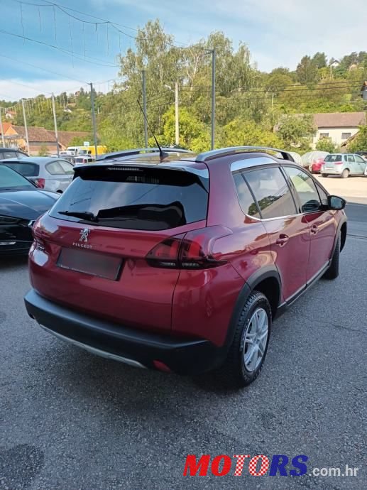 2018' Peugeot 2008 1,2 photo #4
