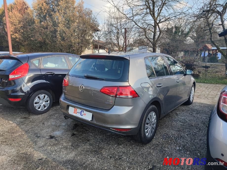 2013' Volkswagen Golf 7 photo #2