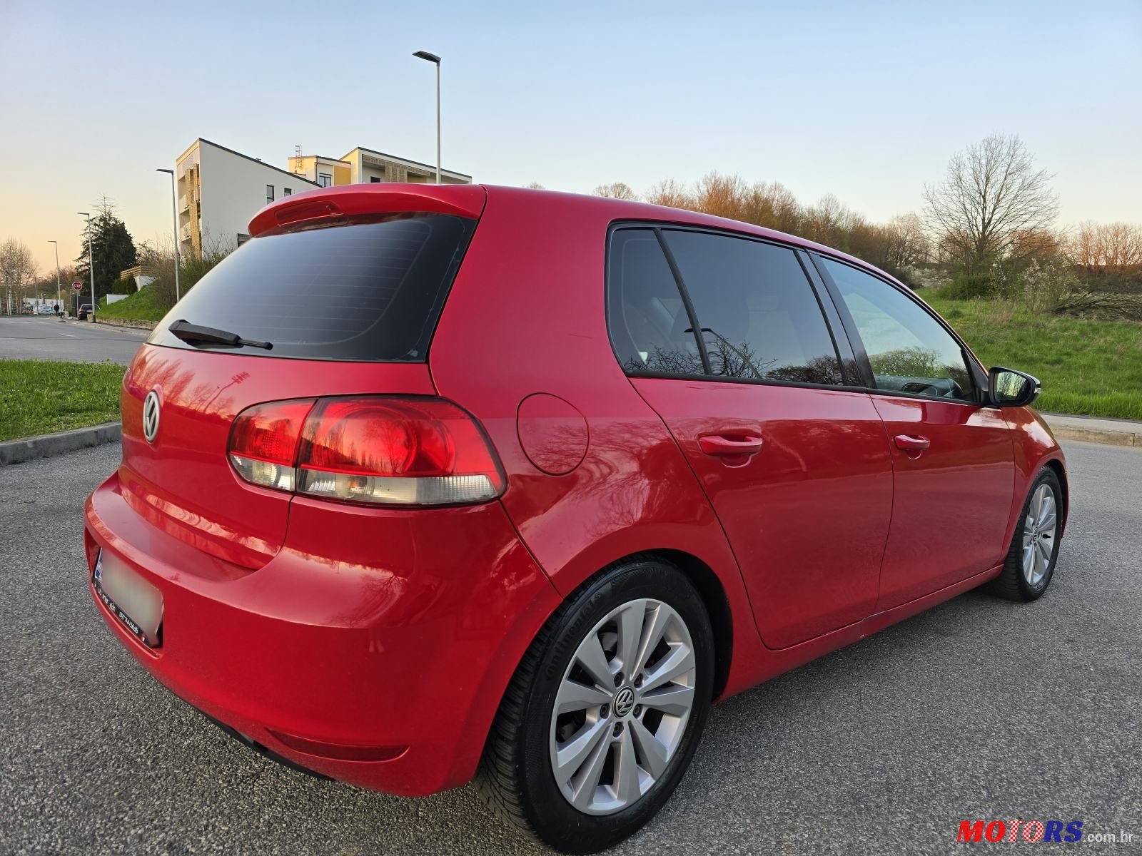 2009' Volkswagen Golf VI 1,6 Tdi photo #6