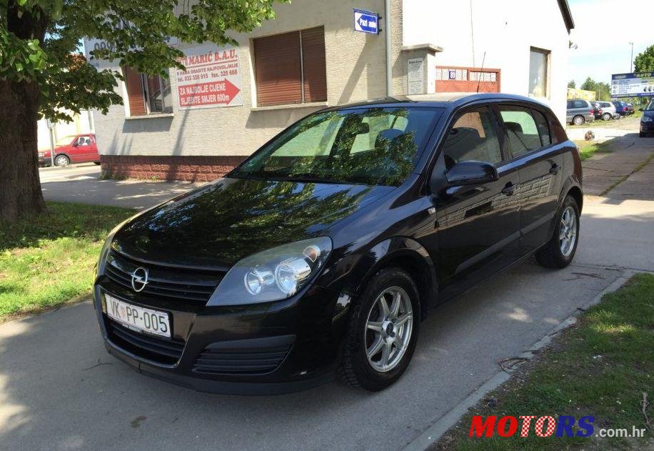 2005' Opel Astra 1,7 Cdti photo #1