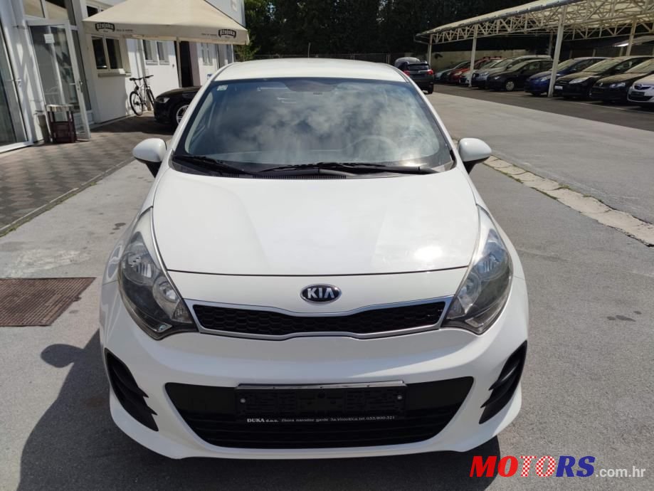 2015' Kia Rio 1,4 Crdi Ex photo #3