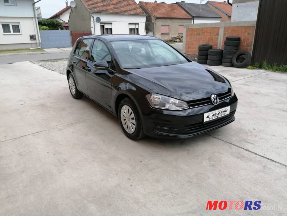 2014' Volkswagen Golf 7 1,6 Tdi Bmt photo #2