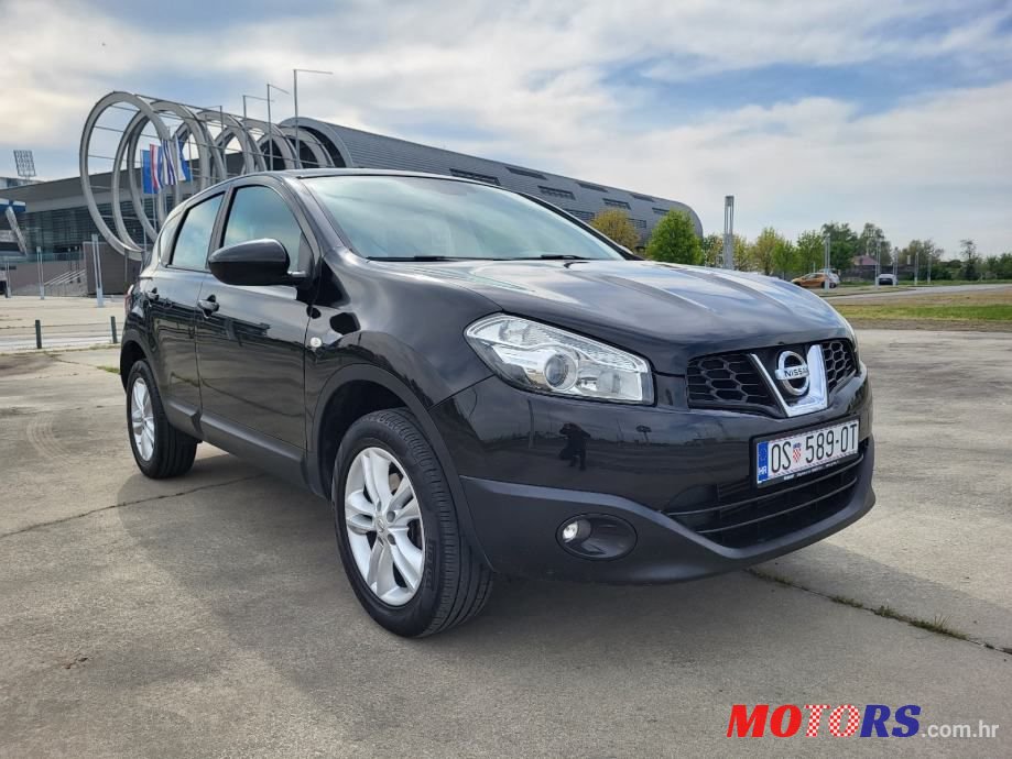 2012' Nissan Qashqai photo #3