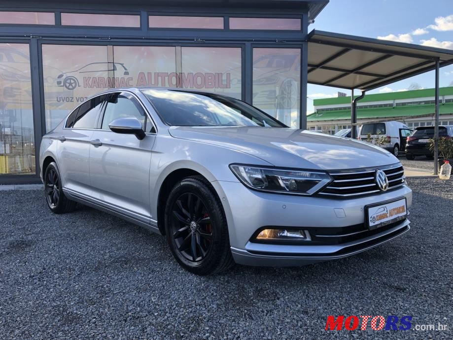 2016' Volkswagen Passat photo #1